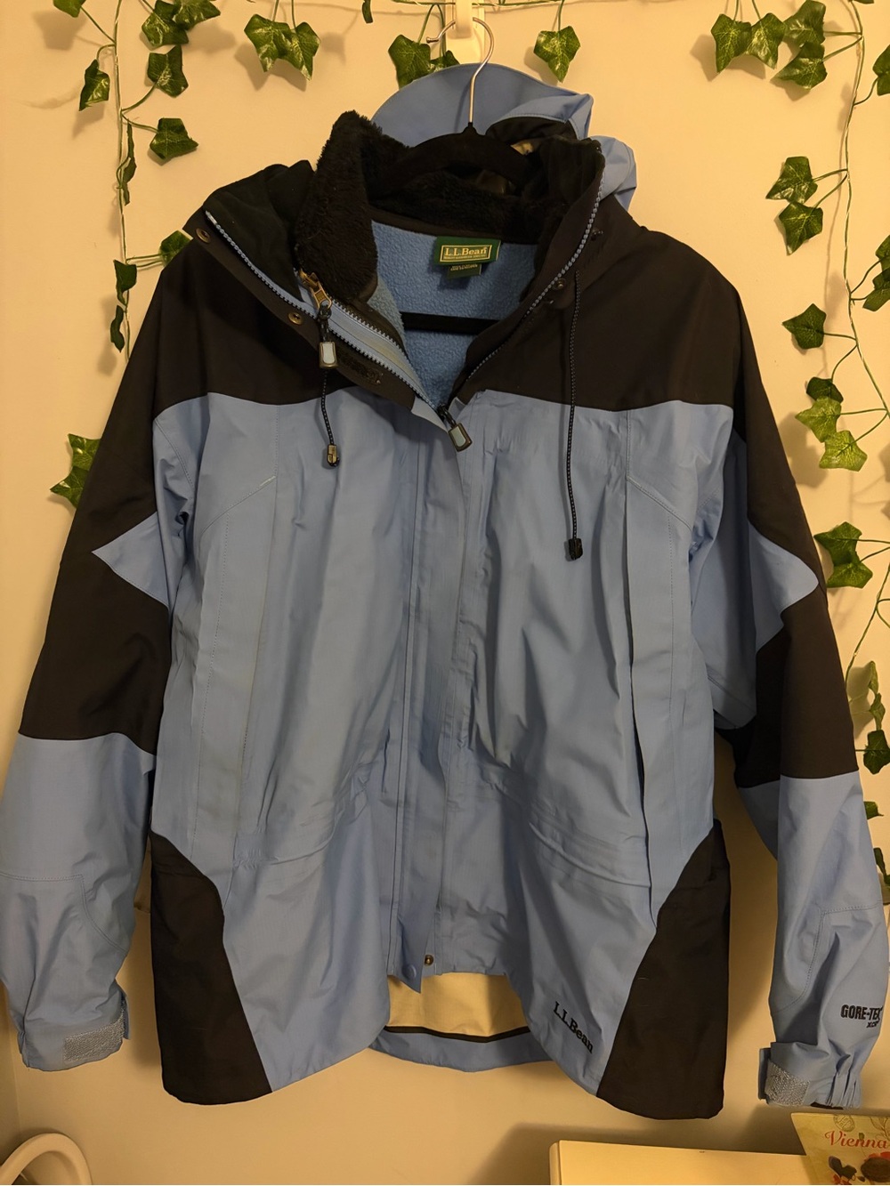 Women’s L.L.Bean Gore Tex Double Fleece Lined Periwinkle Blue Ski Jacket Size XL